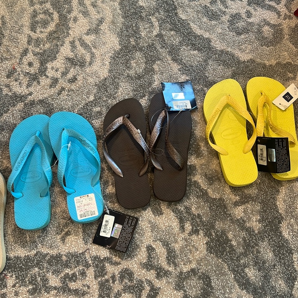 Havaianas flip flops NWT